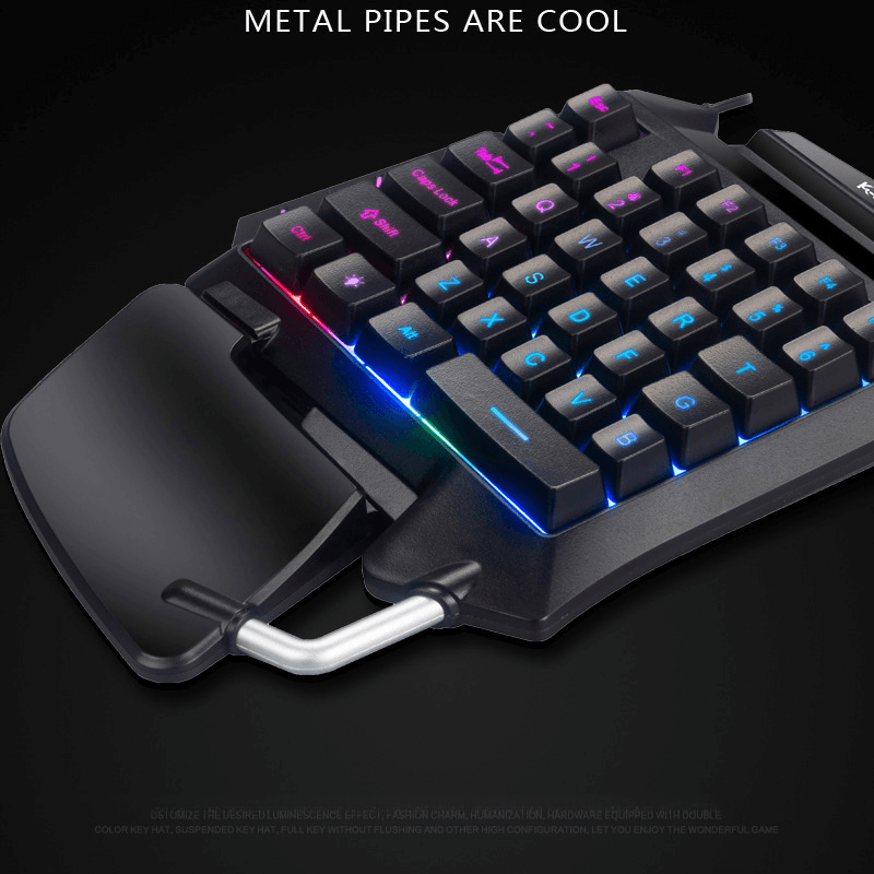 CUTTING-EDGE TECHNOLOGY Viper G92 mechanical gaming keypad with RGB lighting