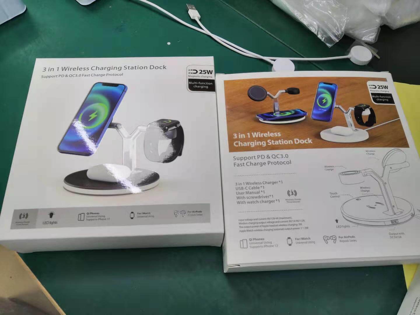 CUTTING-EDGE TECHNOLOGY 3-in-1 15W Magnetic Wireless Charger
