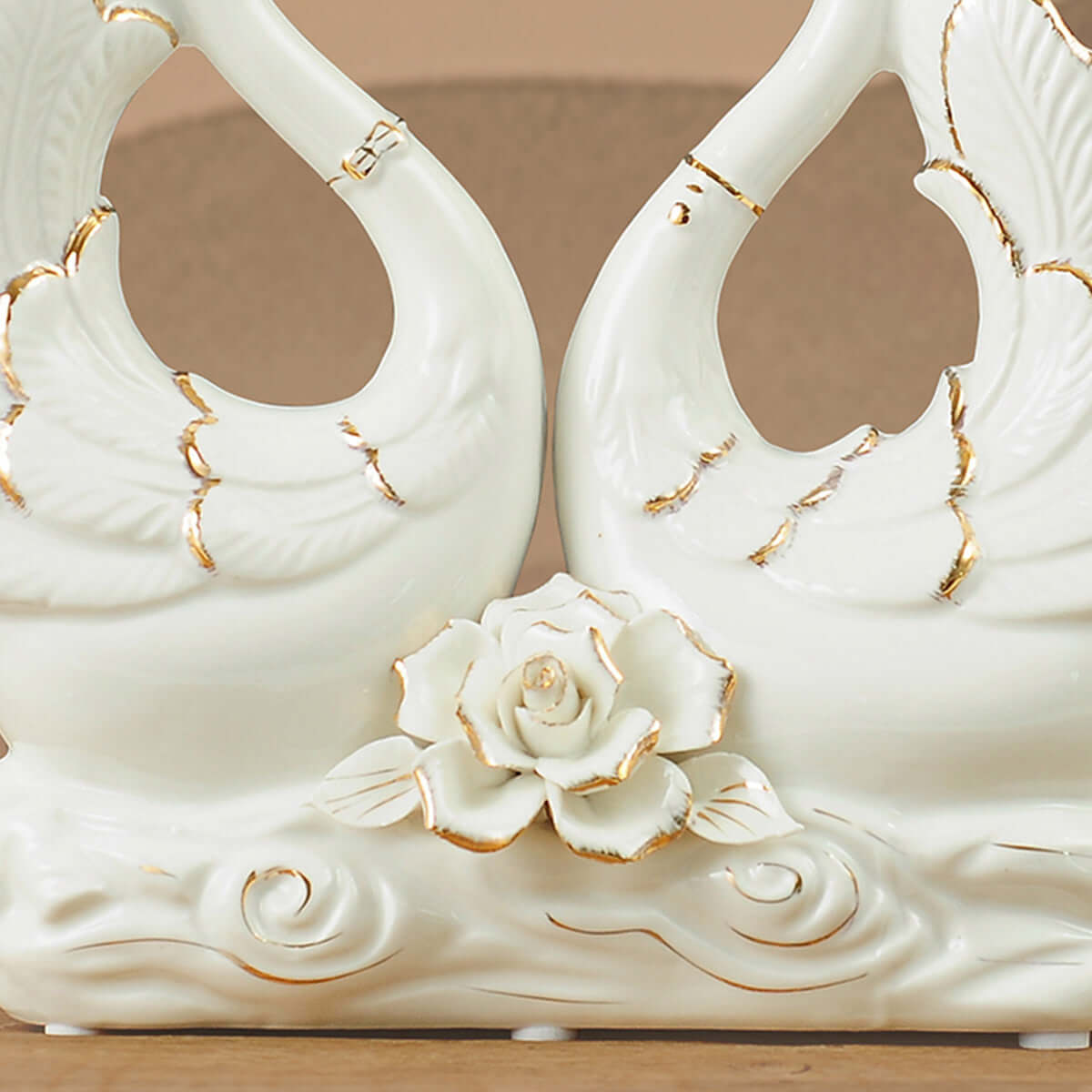 CUTTING-EDGE TECHNOLOGY ceramic swan ornaments home decorative accessories