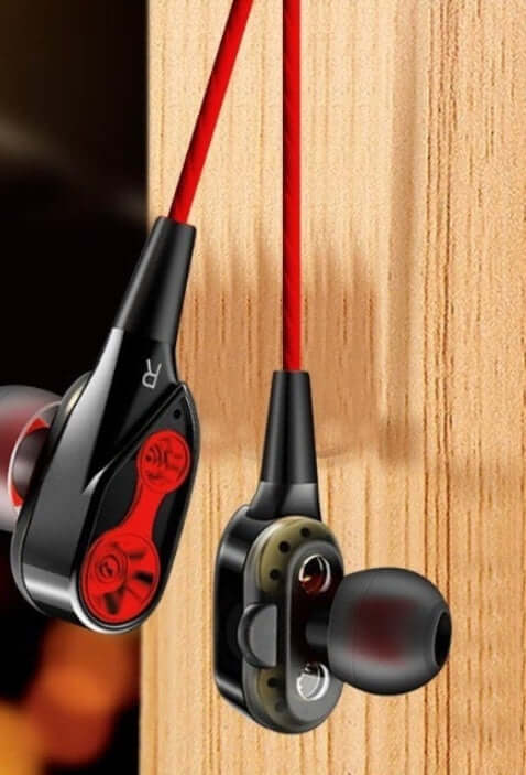 CUTTING-EDGE TECHNOLOGY Wireless dynamic Headphones