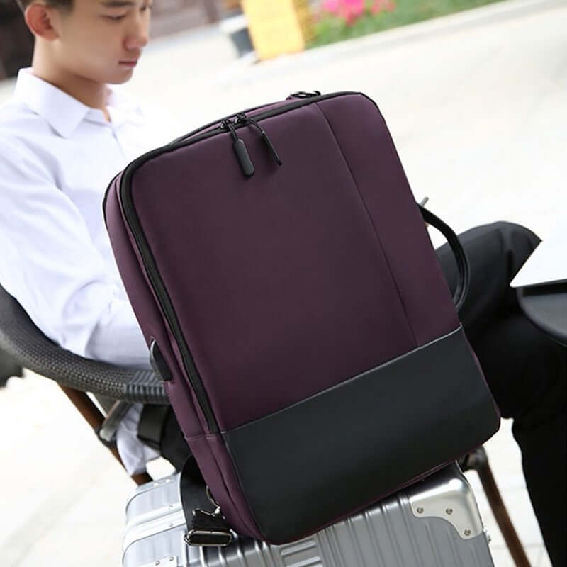 CUTTING-EDGE TECHNOLOGY business backpack for men and women