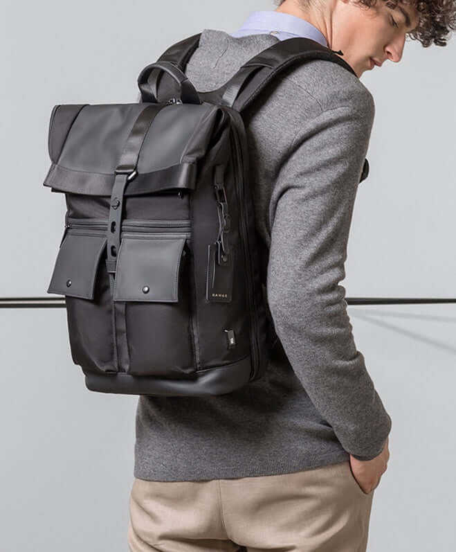 CUTTING-EDGE TECHNOLOGY men's anti-theft waterproof laptop travel backpack with USB charging
