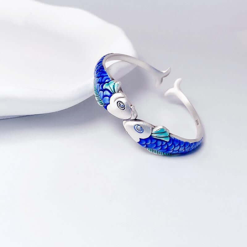 CUTTING-EDGE TECHNOLOGY Ethnic Blue Carp Epoxy Bracelet