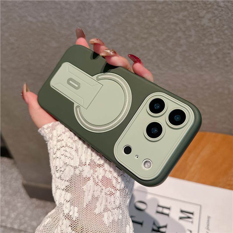 CUTTING-EDGE TECHNOLOGY skin-feel magnetic folding stand for phone cases