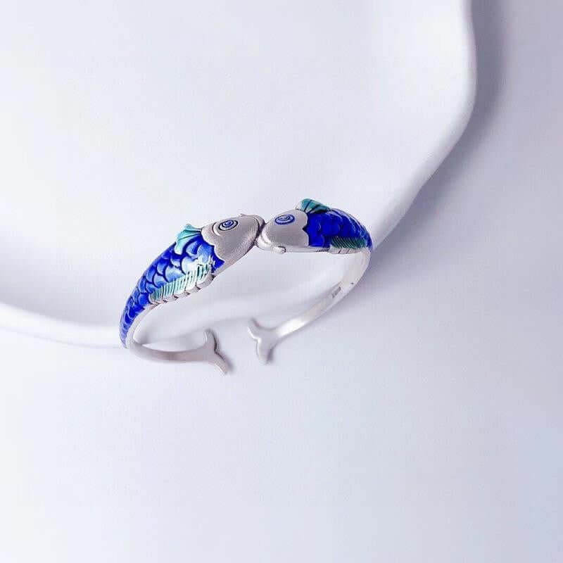 CUTTING-EDGE TECHNOLOGY Ethnic Blue Carp Epoxy Bracelet