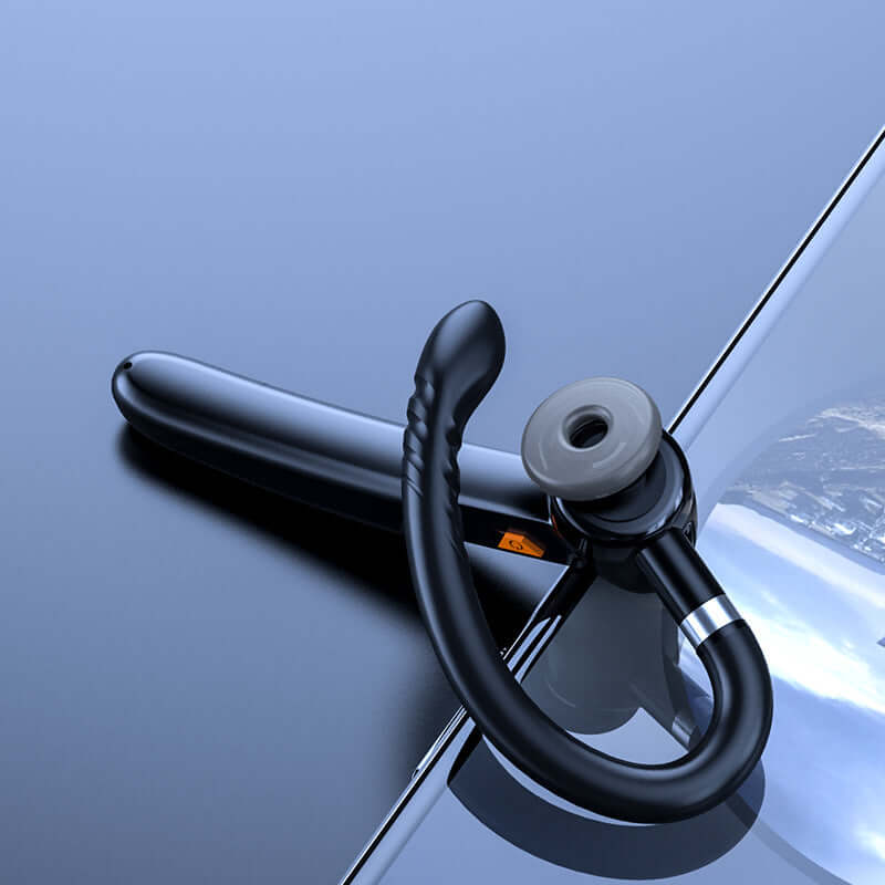 CUTTING-EDGE TECHNOLOGY titanium gray wind hollow phone case