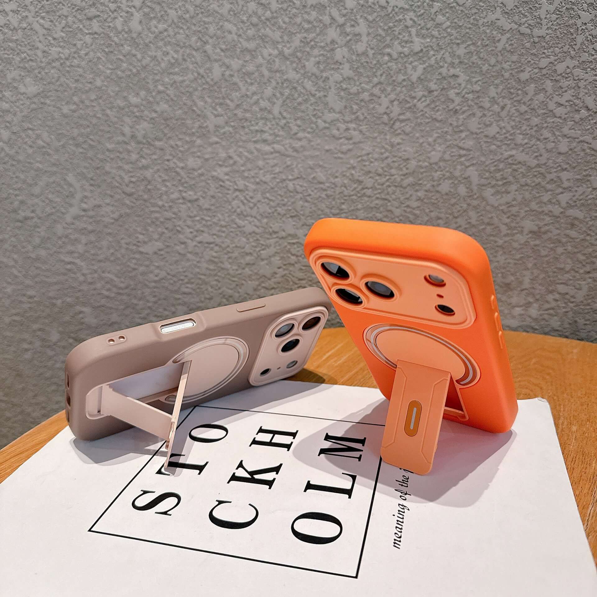 CUTTING-EDGE TECHNOLOGY skin-feel magnetic folding stand for phone cases