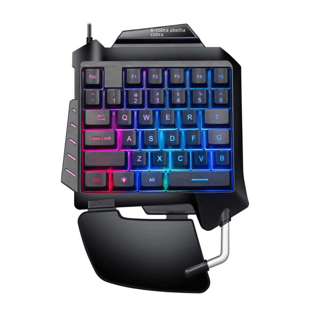 CUTTING-EDGE TECHNOLOGY Viper G92 mechanical gaming keypad with RGB lighting